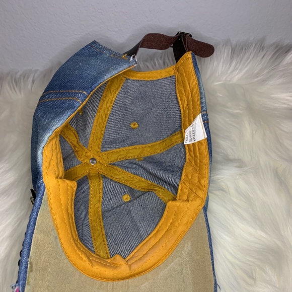 HAT 🧢 - Picture 4 of 6